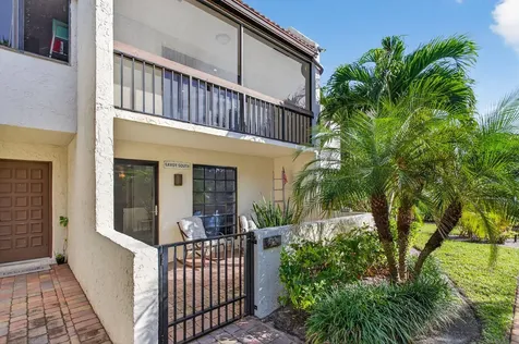 721 Se 1 Way Deerfield Beach FL 33441