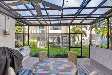 721 Se 1 Way Deerfield Beach FL 33441