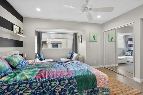 721 Se 1 Way Deerfield Beach FL 33441