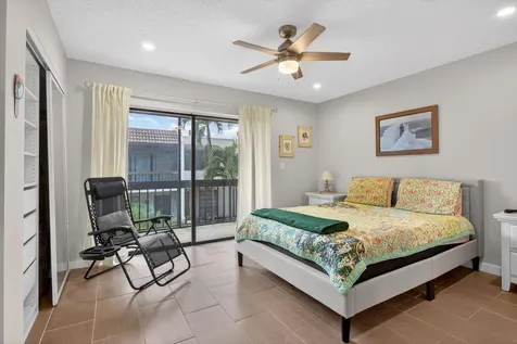 721 Se 1 Way Deerfield Beach FL 33441