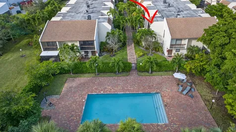 721 Se 1 Way Deerfield Beach FL 33441