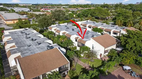 721 Se 1 Way Deerfield Beach FL 33441
