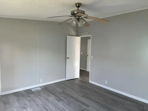 83 Flores Del Norte Fort Pierce FL 34951