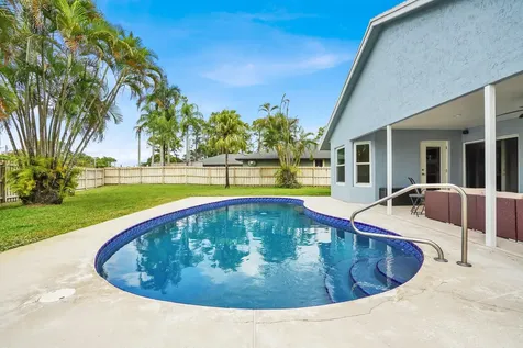 1068 Northumberland Court Wellington FL 33414