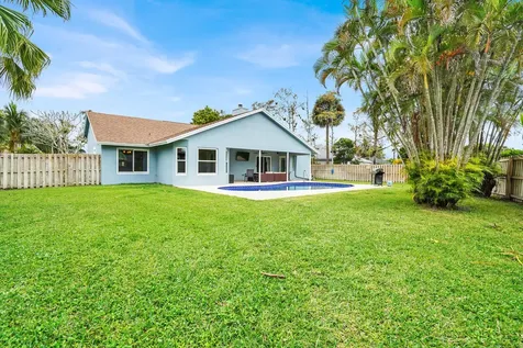 1068 Northumberland Court Wellington FL 33414