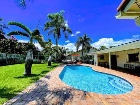1701 NW 97th Terrace Plantation FL 33322