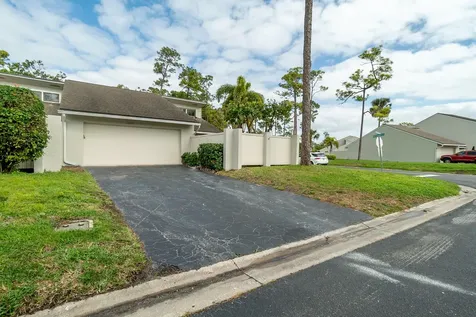 12807 Spinnaker Lane Wellington FL 33414