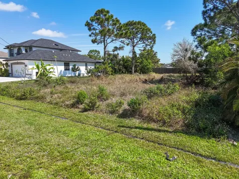 5849 NW Mesa Circle Port Saint Lucie FL 34986