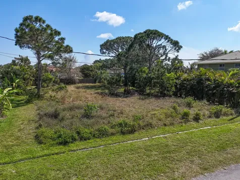 5849 NW Mesa Circle Port Saint Lucie FL 34986