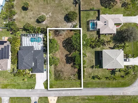 5849 NW Mesa Circle Port Saint Lucie FL 34986