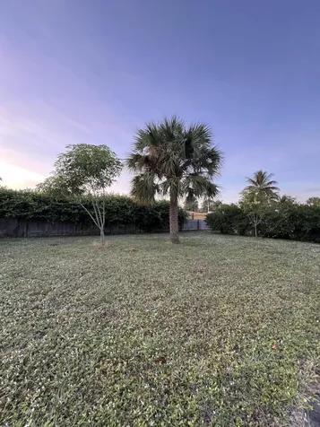 2819 Holly Road West Palm Beach FL 33406