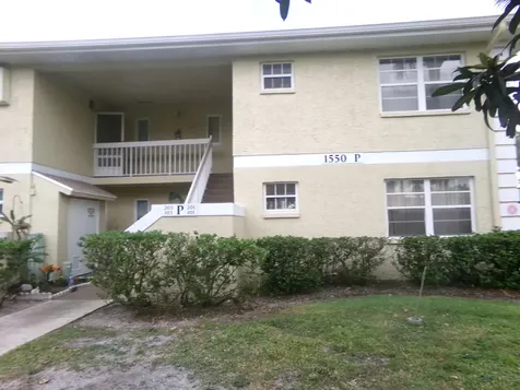 1550 SE Royal Green Circle Port Saint Lucie FL 34952