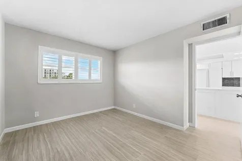 2004 S Federal Highway Boynton Beach FL 33435