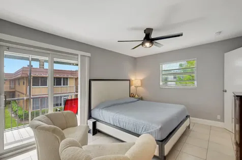 566 Brittany Delray Beach FL 33446