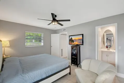 566 Brittany Delray Beach FL 33446