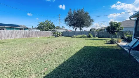 2013 Sw Burman Lane Port Saint Lucie FL 34984