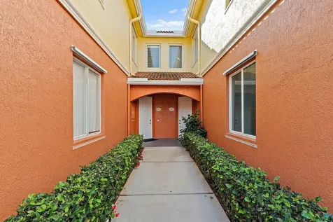 40 Se Sedona Circle Stuart FL 34994