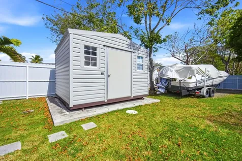 10041 Haitian Drive Cutler Bay FL 33189