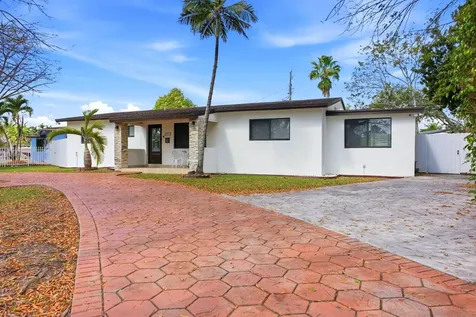 10041 Haitian Drive Cutler Bay FL 33189