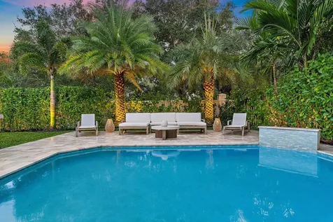 2614 La Lique Circle Palm Beach Gardens FL 33410