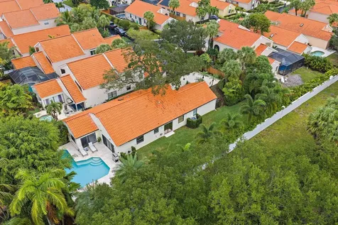 2614 La Lique Circle Palm Beach Gardens FL 33410