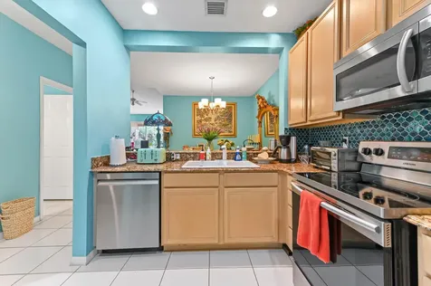 6374 Park Lake Circle Boynton Beach FL 33437