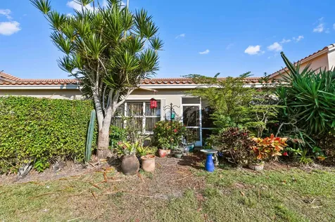 6374 Park Lake Circle Boynton Beach FL 33437