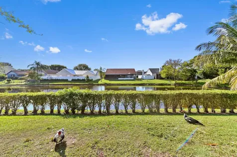 6374 Park Lake Circle Boynton Beach FL 33437