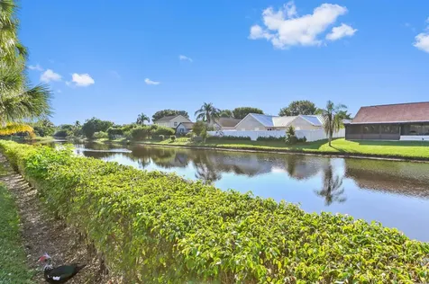 6374 Park Lake Circle Boynton Beach FL 33437