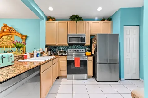 6374 Park Lake Circle Boynton Beach FL 33437