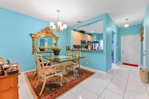 6374 Park Lake Circle Boynton Beach FL 33437