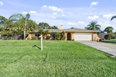 187 Naylor Street Palm Bay FL 32907