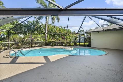 187 Naylor Street Palm Bay FL 32907