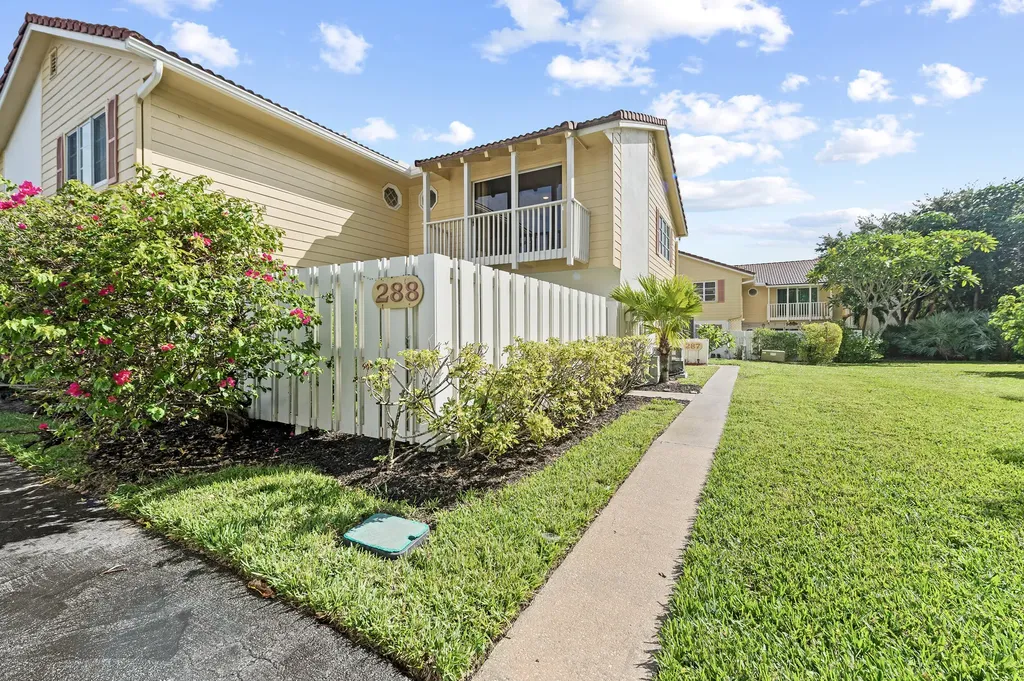 288 Seabreeze Circle Jupiter FL 33477