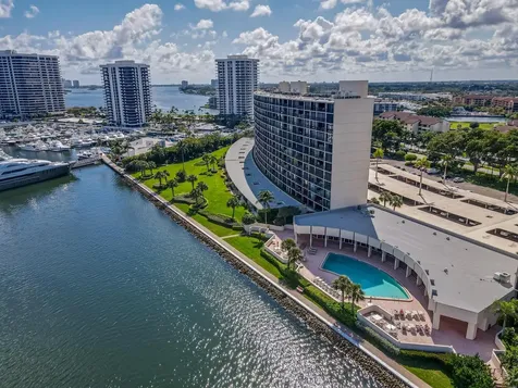 120 Lakeshore Drive North Palm Beach FL 33408