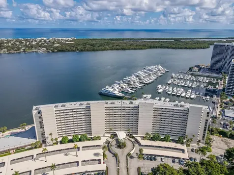 120 Lakeshore Drive North Palm Beach FL 33408