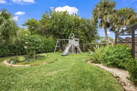 6015 Seagrape Drive Fort Pierce FL 34982
