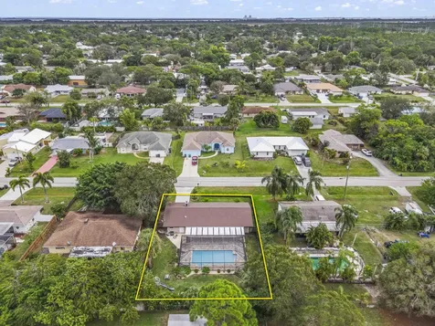 6015 Seagrape Drive Fort Pierce FL 34982