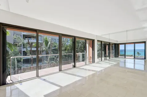 2 N Breakers Row Palm Beach FL 33480