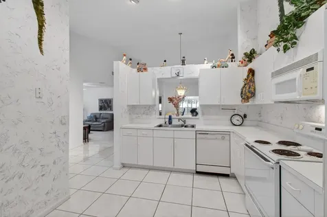 6077 Brightwater Terrace Boynton Beach FL 33437