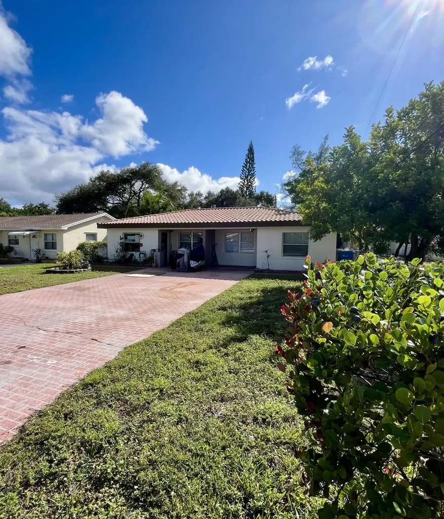 112 Prospect Road Lantana FL 33462