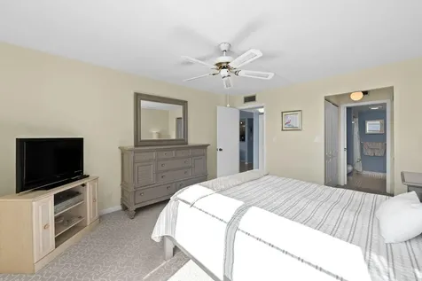 15 Royal Palm Way Boca Raton FL 33432