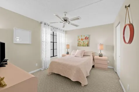 15 Royal Palm Way Boca Raton FL 33432