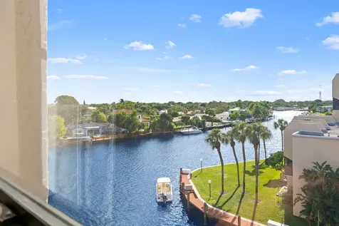 15 Royal Palm Way Boca Raton FL 33432