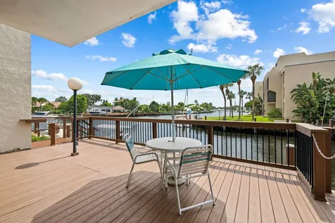 15 Royal Palm Way Boca Raton FL 33432