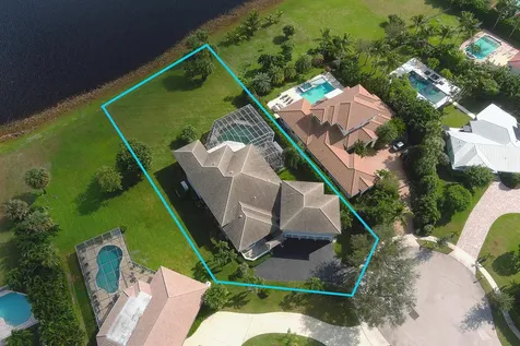 6 Cloister Circle West Palm Beach FL 33401