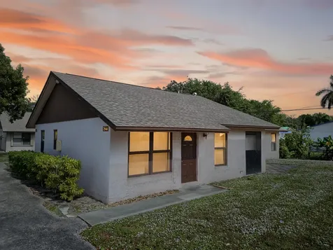 2548 Ida Way West Palm Beach FL 33415