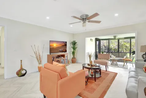 21209 Lago Circle Boca Raton FL 33433