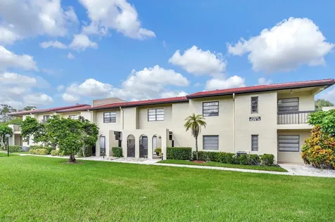 21209 Lago Circle Boca Raton FL 33433