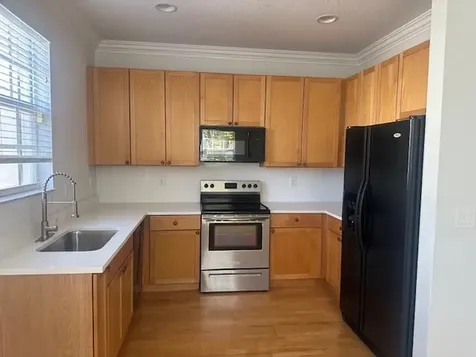 2502 N Dixie Highway Lake Worth FL 33460